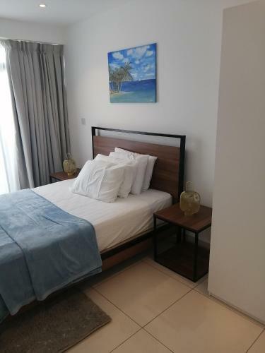 Two Bedroom Duplex Apartment At Embassy Gardens