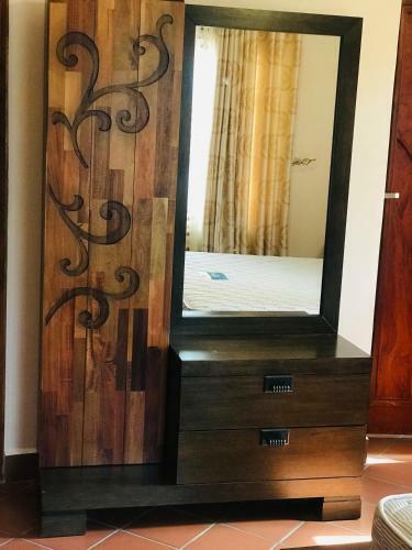 Bed & Breakfast Leave A Mark In Africa?s House