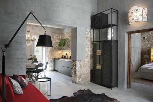 Hostal Isonzo Suites