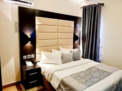 Selective Style Apartments-luxurious 4br Home In Lekki