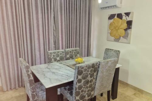 Selective Style Apartments-luxurious 4br Home In Lekki