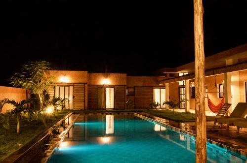 La Villa Awalie, Maison de Charme Avec Piscine