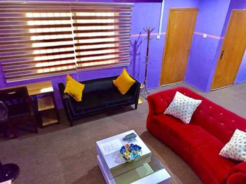Serenessential 1-bedroom Apartment Penthouse