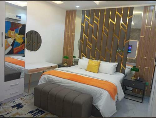 Apartamento Ed's Luxe Igwe