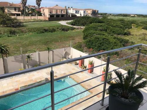 Amani Luxury Airbnb Near The Beach