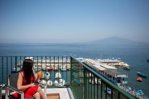 Sea View Apartment In Marina Grande
