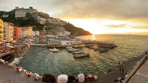 Apartamento Marina Grande ,102