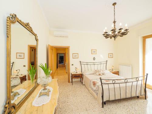 Aranci 67 - Convenient Apartment In Sorrento Centre