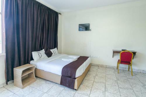 Fahari Triple Hotel