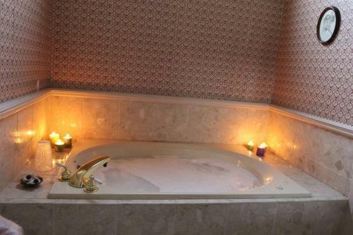 Corners Mansion Inn - A Bed And Breakfast