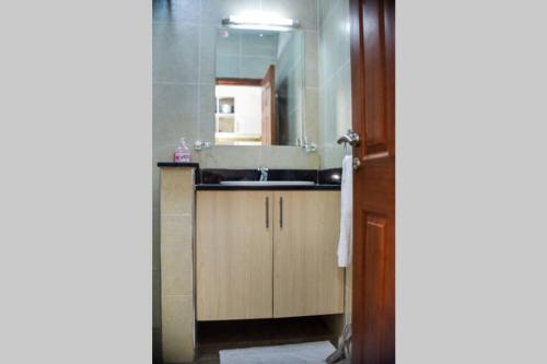 Apartamento West Suites - 112