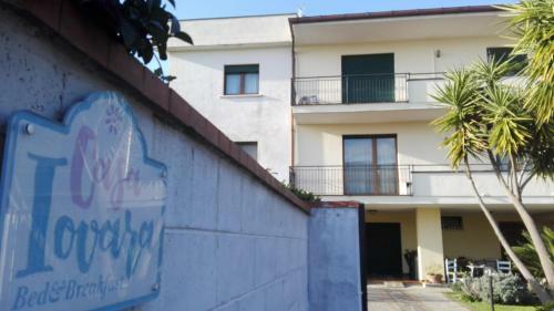 Bed & Breakfast Casa Iovara