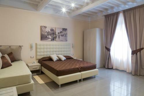 Hostal Via Naldini N 61