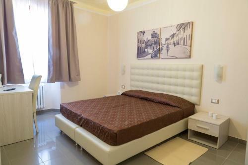 Hostal Via Naldini N 61