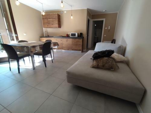 Adamello Peak Vacation Apartments