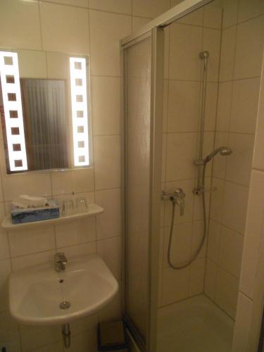 Hostal Hotel Adam
