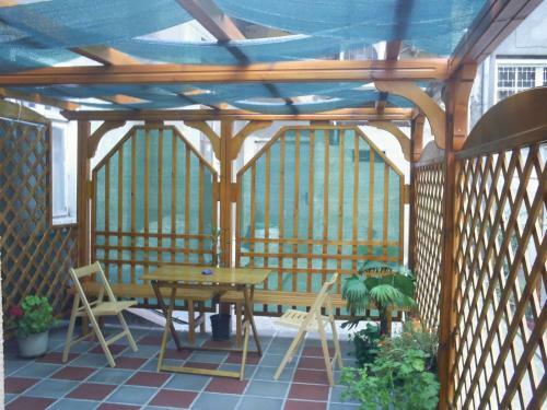 Hostal Guest House Diron
