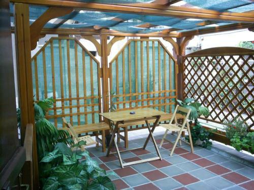 Hostal Guest House Diron