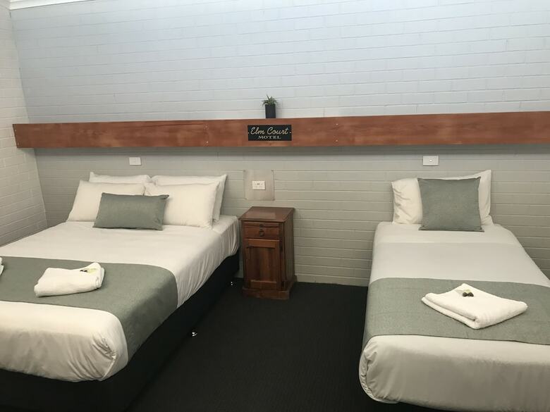 Elm Court Motel