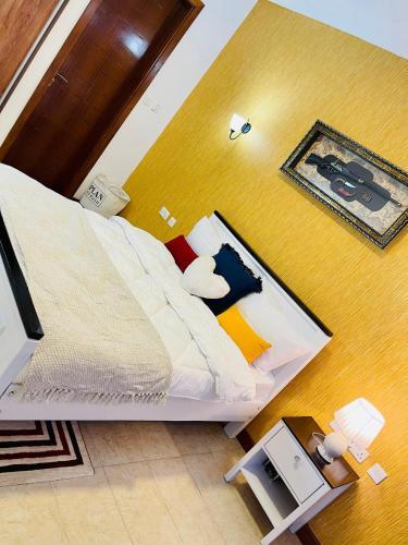 Apartamento Posh Luxury Home (001)