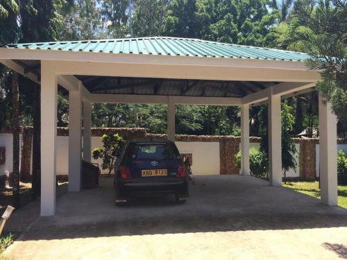Tichi Villas - Diani Beach