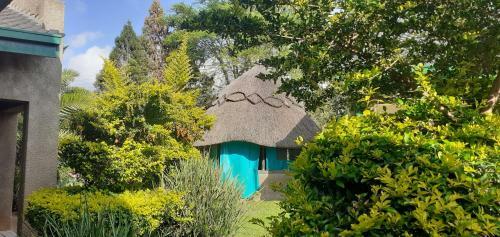 Charming 2-bed Cottage With Free Parking In Harare