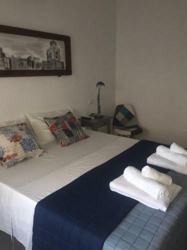 Hostal Aquamarina Rooms