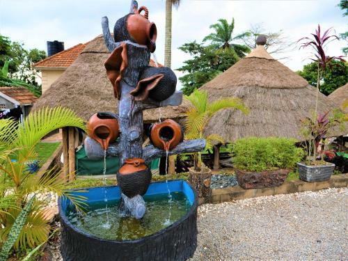 Hostal Lake Victoria Country Home