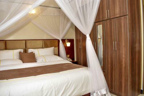Studio Furnished Apartments Entebbe