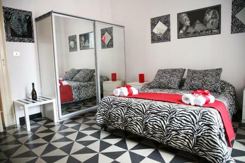 Hostal Pitagora Room & Breakfast