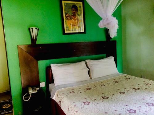 Hotel Kaz Garden Cottages