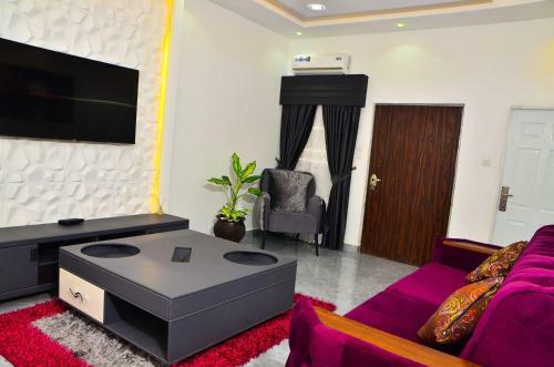 Yokolo Apartments