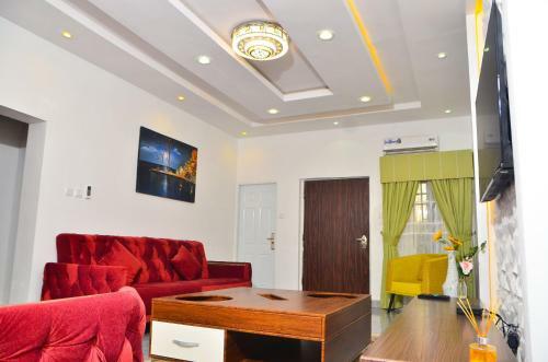 Yokolo Apartments