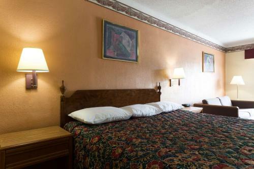 Motel Days Inn Raleigh South
