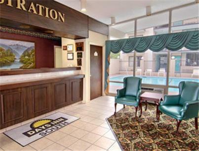 Motel Days Inn Raleigh South