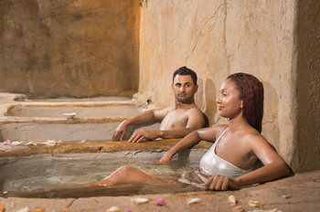 Hotel Living Water Resort