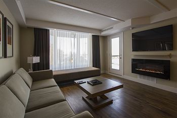 Hotel Living Water Resort