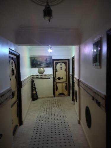 Hostal Auberge Caf� Restaurant Assamer
