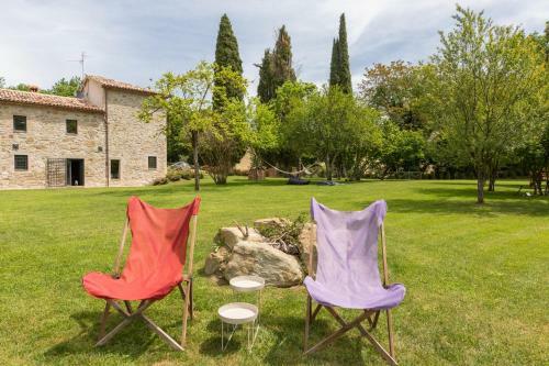 Iflat Stones & Grass Villa With Jacuzzi Neartodi