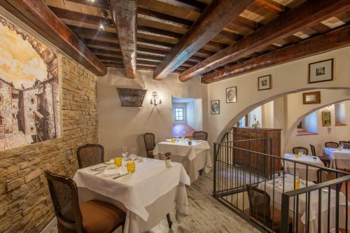 Hotel Borgo Petroro