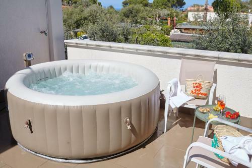 Casa Del Melograno Con Idromassaggio E Giardino