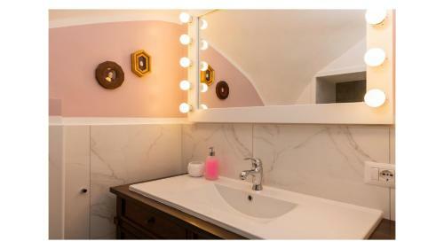 Light Pink - Suite In The Middle Of Everything