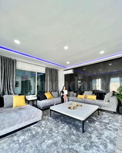 Villa Majestic House