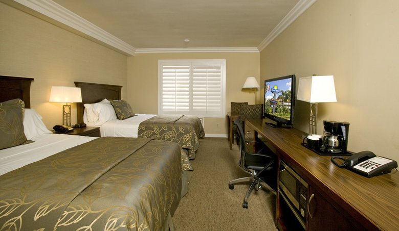 Days Inn Hotel Circle