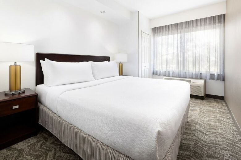 Hotel Springhill Suites Fresno