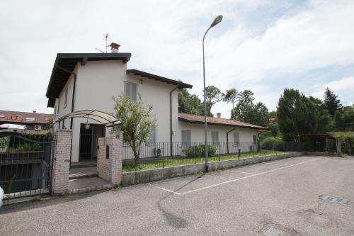 Bnbook - La Veranda Del Lago