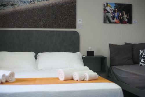Hostal Click Art & Room