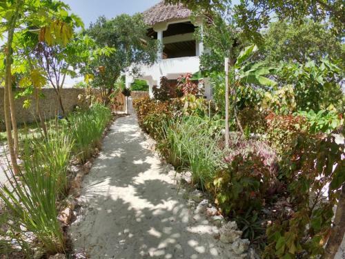Kome-maya Garden