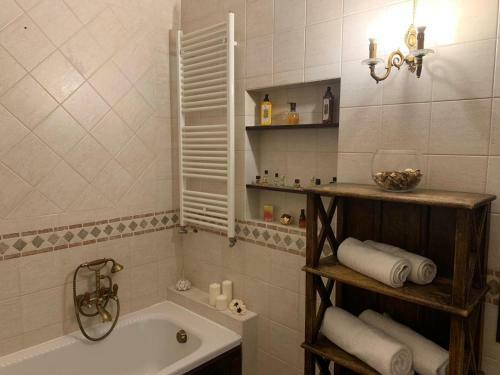Bed & Breakfast Rooms 58