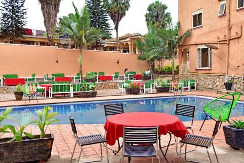 Admiral Hotel